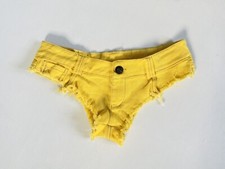 Micro short effiloché sexy