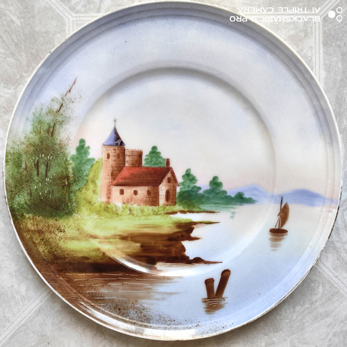 Assiette porcelaine hache - porcelaine, a.