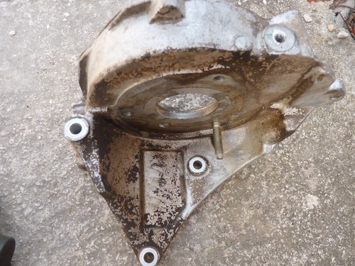Support pompe injection 2hdi - support, 2.2hdi