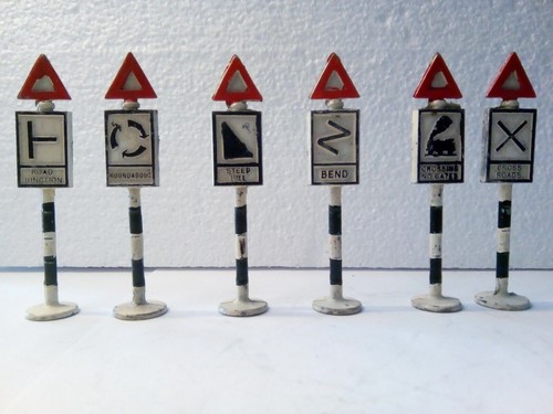 Lot panneaux signalisations - lot,