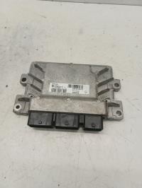 Calculateur moteur renault - moteur,