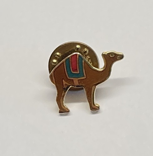 Vintage camel enamelled lapel - camel,