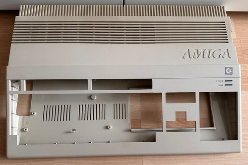Commodore amiga 500 - commodore, boîtier
