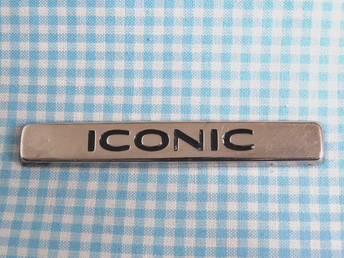 Occasion iconic logo sigle - iconic,