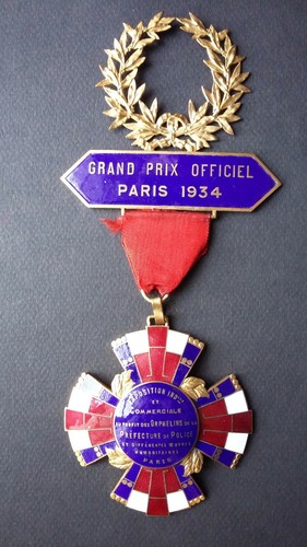 Extraordinaire imposante - extraordinaire,