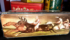 1 Ancienne boite sérigraphiée Course Hippique Boite a Biscottes H N°716/405