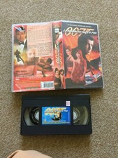 CASSETTE VIDEO VHS CINEMA james bond 007 le monde ne suffit pas pierce brisman 