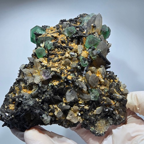 Fluorite hyalite - fluorite,