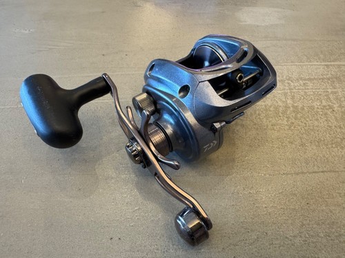 Daiwa lexa 300hs baitcasting - lexa, 300hs-p