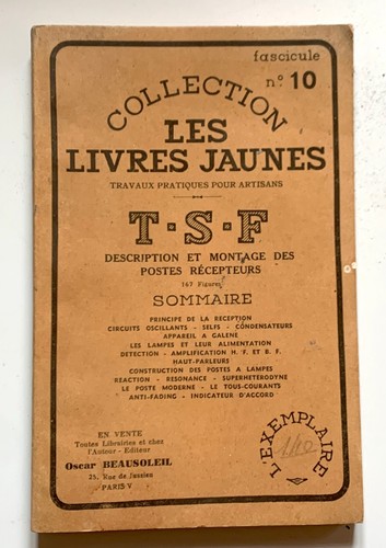 Les livres jaunes - livres, jaunes,