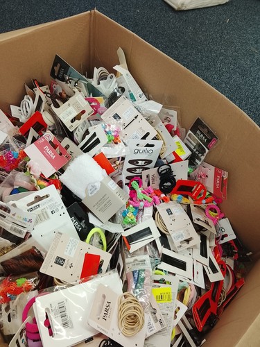 Lot revendeur 100 - lot, articles