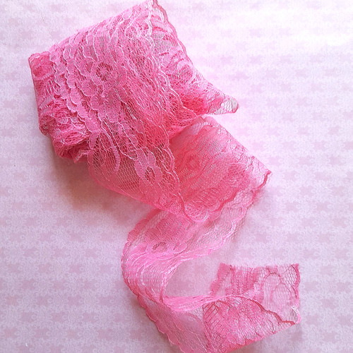 Dentelle fine rose - au, mètre