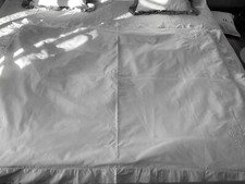 Linge Ancien Bout De Lit Edredon LIN festonné Et Brodé 4 Coins Monogrammes F B