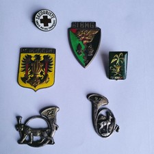 Lot D'insignes Militaires