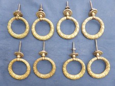 8 poignées anneaux rosaces D. 6,2 cm laiton doré décorée tiroirs commode ancien