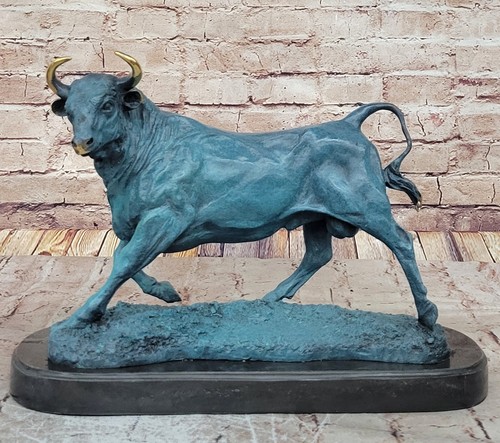 Sculpture statue taureau - sculpture,