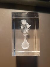 Presse papier résine inclusion vase et fleurs