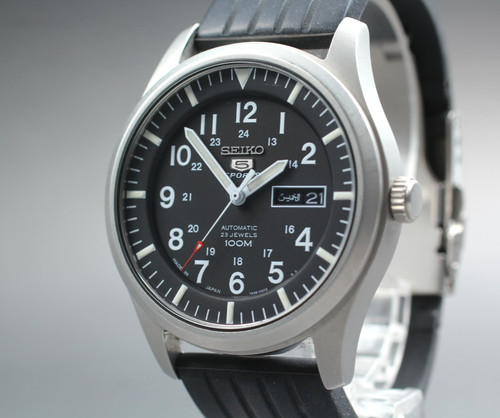 Presque comme neuf seiko - [presque, neuf]