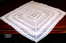 NAPPERON FAIT MAIN CROCHET