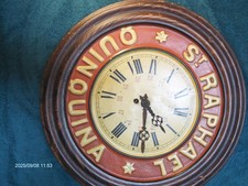 HORLOGE MÉTAL REPOUSSÉ SAINT