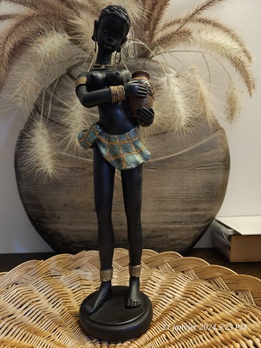 Figurine femme africaine - ,