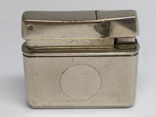 Briquet à essence de poche