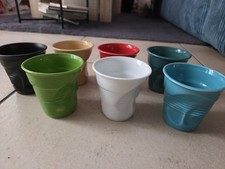 LOT DE 7 TASSES FROISSÉES
