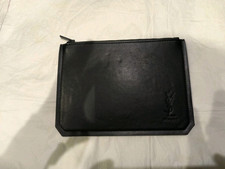 Yves St Laurent pochette Pour Maquillage