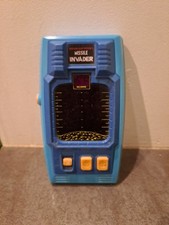 Jeu electronique BANDAI