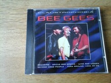 1 CD CLAUSTROPHOBIA du Légendaire Groupe  Les BEE GEES 1997