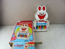 Ancien jouet / lapin orgue