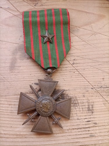 Médaille militaire ancienne - mÉdaille,
