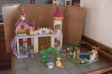 Chateau playmobil 6849 et fontaine royale 4137