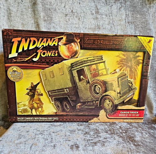 Hasbro indiana jones raiders - jones,