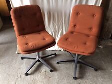 Paire de Fauteuil Pivotant VINCO Style KNOLL Métal Chromé + Tissu Orange Vintage