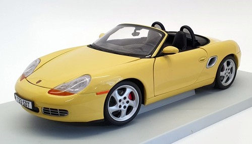 Models scale model car - ut, 1/18