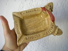 Objet en faience cendrier