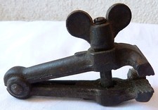 OUTIL ANCIEN : ETAU A MAIN A