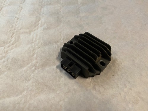 Regulateur piaggio 125 x8 - 125,