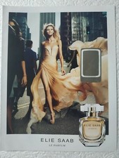 Publicité cartonnée parfum