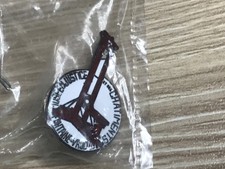 pins MUSEE JUSTICE et des