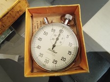 Ancien chronomètre mécanique .hanhart très bon état