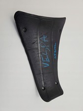 Couvercle de bouchon en plastique de remplissage Piaggio Vespa GTS GT200L