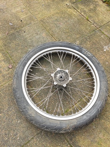 Jante roue avant pneu - roue,