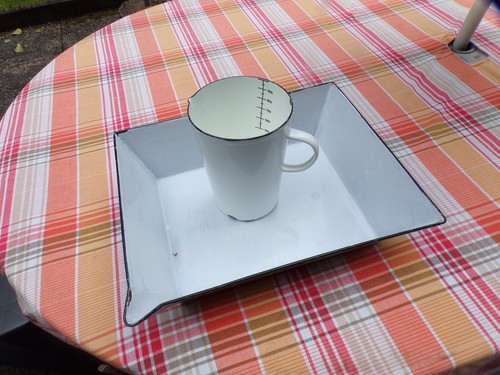Ancien plat émail et son - plat, en
