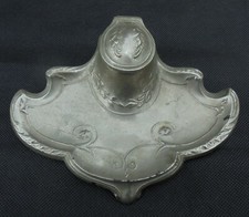 Ancien encrier en régule