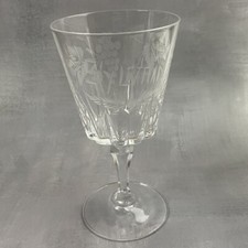 Le verre à vin de Sylvain ! CRISTAL D'ARQUES Versailles personnalisé