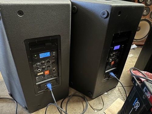Jbl srx815p 2000w inch - srx815p,