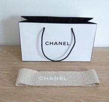 Sac papier Chanel et ruban