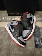 Nike Air Jordan 1 Mid Bred